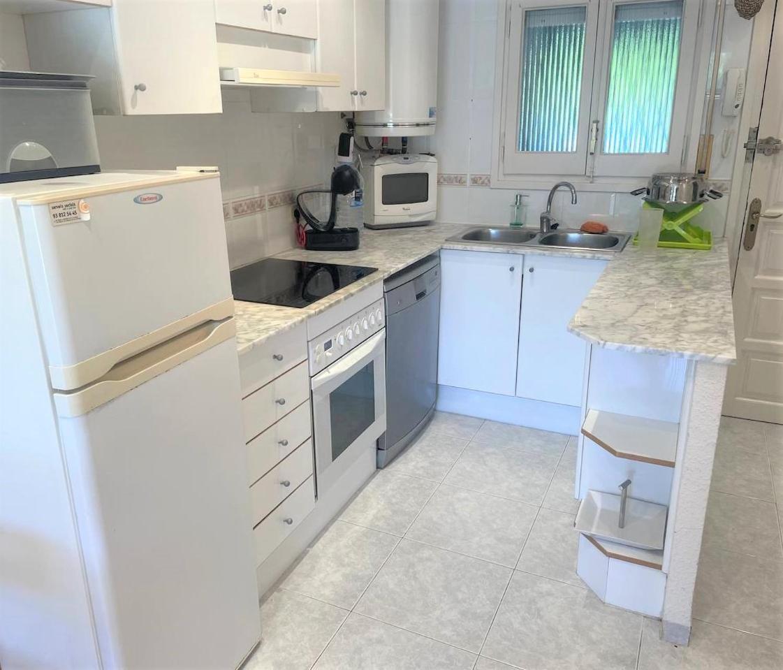 Apartamento En Platja Sant Pol S'Agaro Con Pisicina Y Jardin Сан-Фелиу-де-Гишольс Экстерьер фото